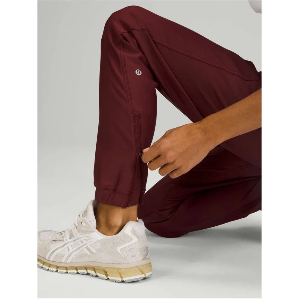 Lululemon Adapted State Tech Fleece Joggers Red Merlot Size 0 NWOT